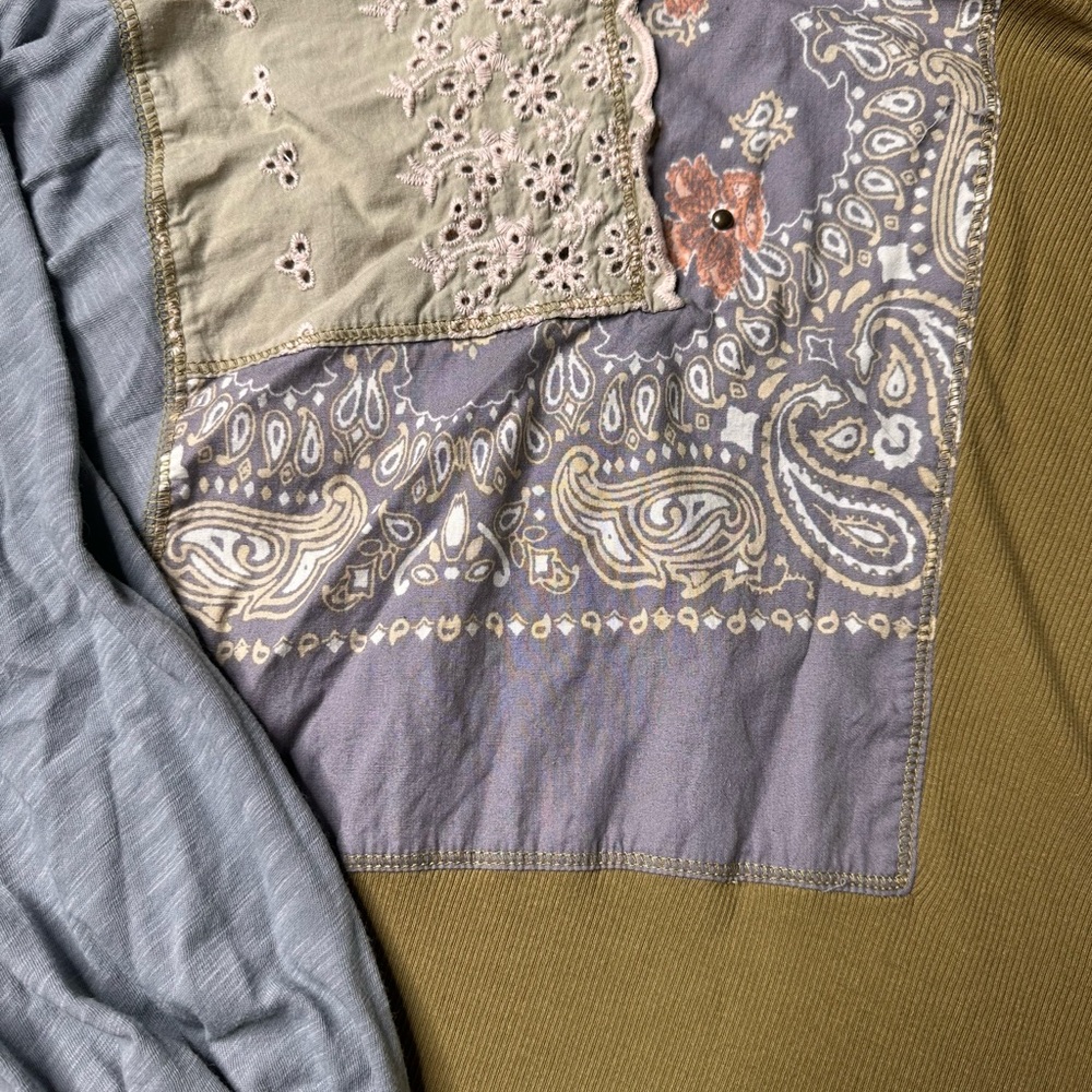 We The Free Olive and Blue/Grey Women's Top - Picture 4 of 7